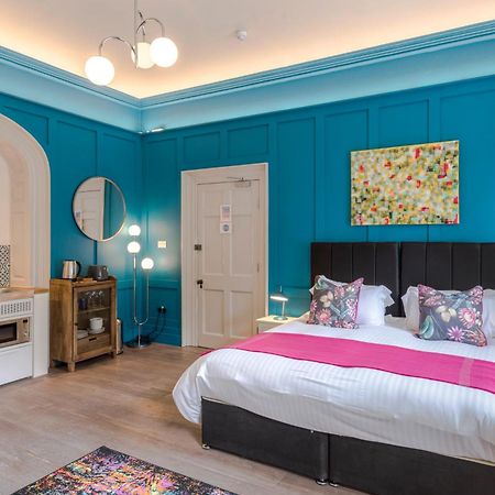 4 Berkeley Square I Your Apartment بريستول المظهر الخارجي الصورة