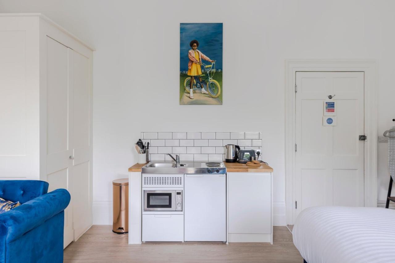4 Berkeley Square I Your Apartment بريستول المظهر الخارجي الصورة