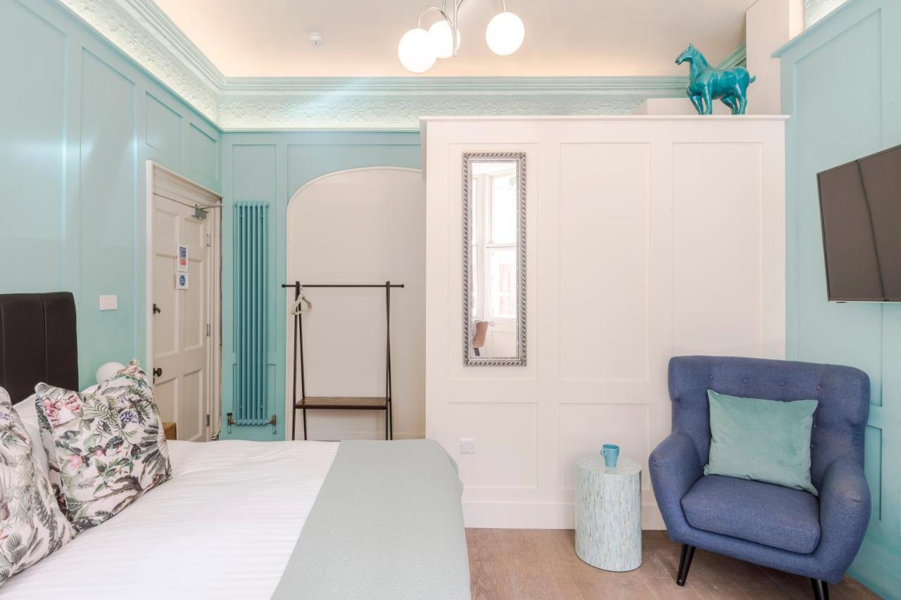 4 Berkeley Square I Your Apartment بريستول المظهر الخارجي الصورة