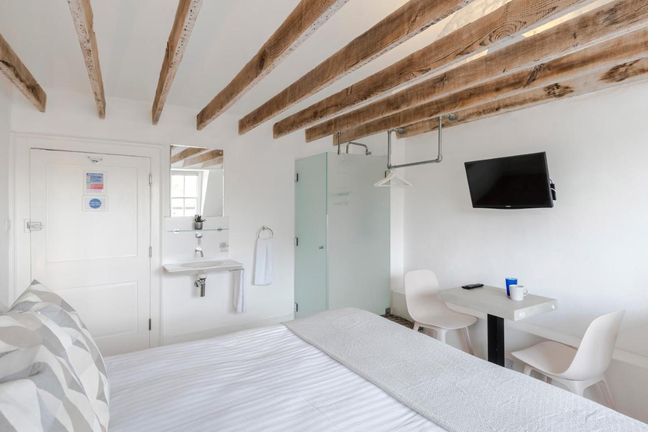 4 Berkeley Square I Your Apartment بريستول المظهر الخارجي الصورة
