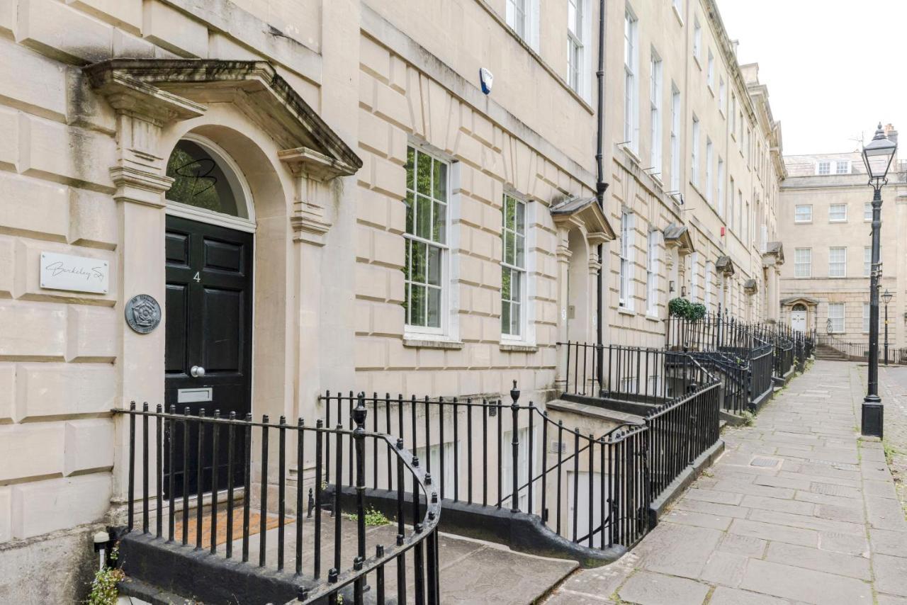 4 Berkeley Square I Your Apartment بريستول المظهر الخارجي الصورة