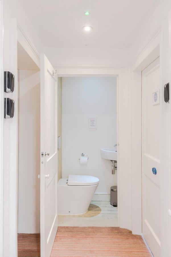 4 Berkeley Square I Your Apartment بريستول المظهر الخارجي الصورة