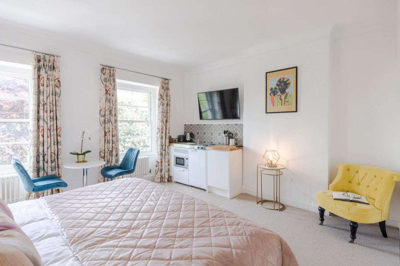 4 Berkeley Square I Your Apartment بريستول المظهر الخارجي الصورة