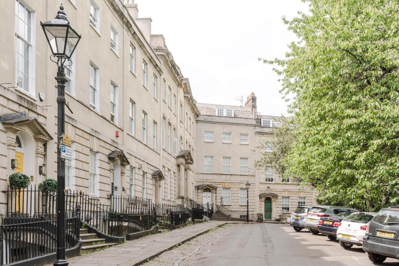 4 Berkeley Square I Your Apartment بريستول المظهر الخارجي الصورة